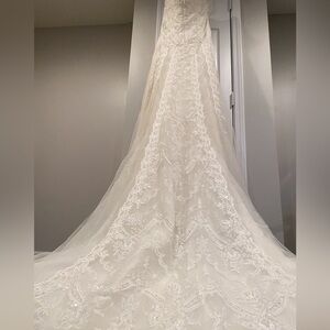 White One Lace Ivory Wedding Gown